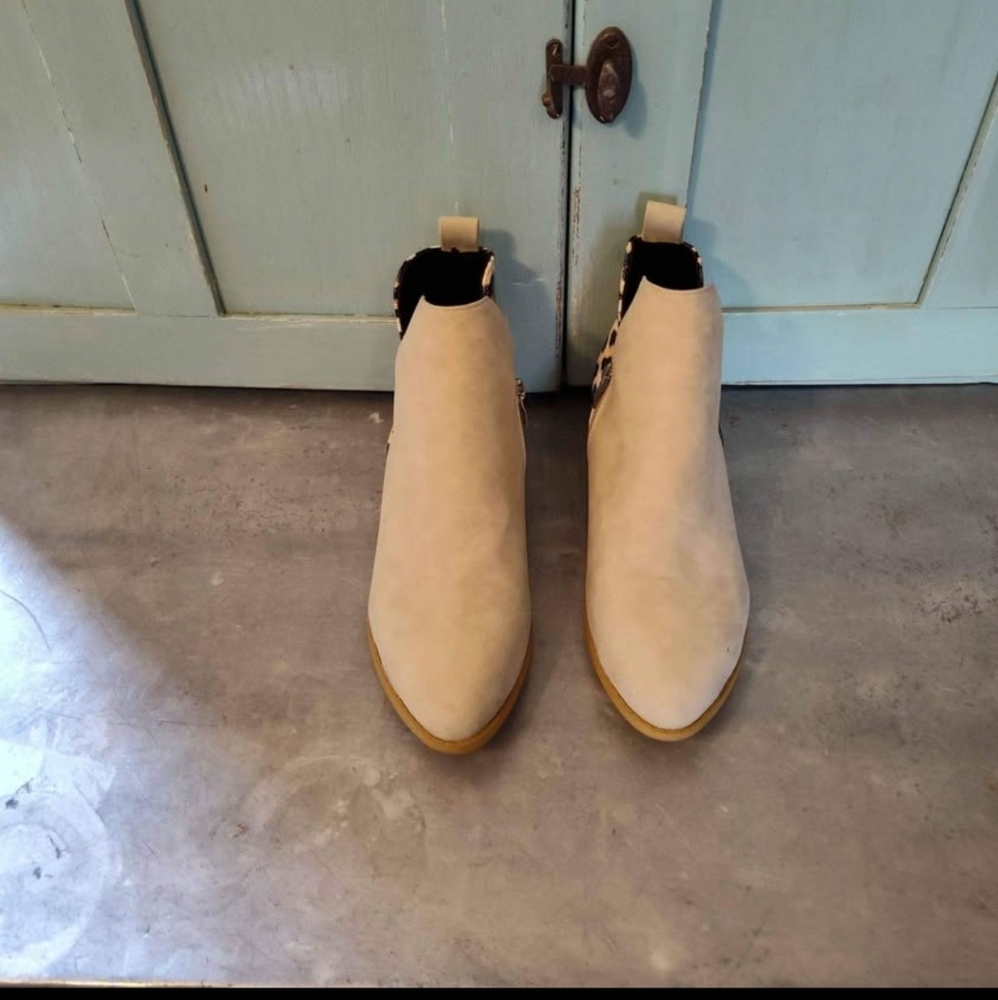 Women's Neutral Beige Chelsea Ankle Booties with Side Tab